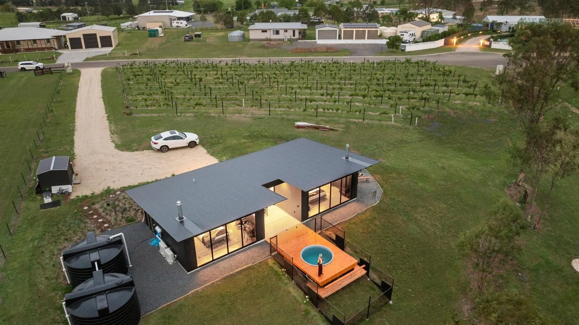 Mcgill Vineyard Moffatdale Villa